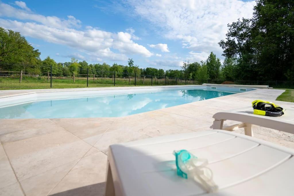 Sevremoine L'Evasion En Pierre Piscine Et Etang Priveヴィラ エクステリア 写真