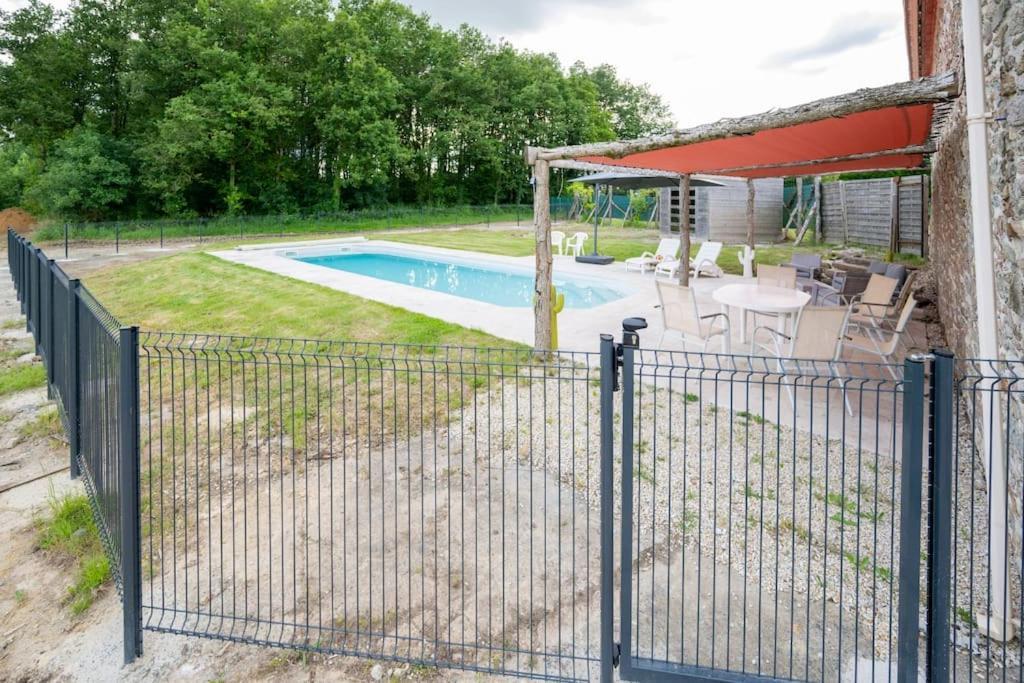 Sevremoine L'Evasion En Pierre Piscine Et Etang Priveヴィラ エクステリア 写真